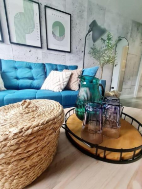 Lovely house with back garden - FREE Parking Glasgow